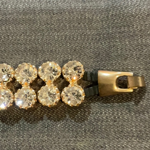 Women’s rhinestone leather bracelet - Gem - Picture 3 of 12